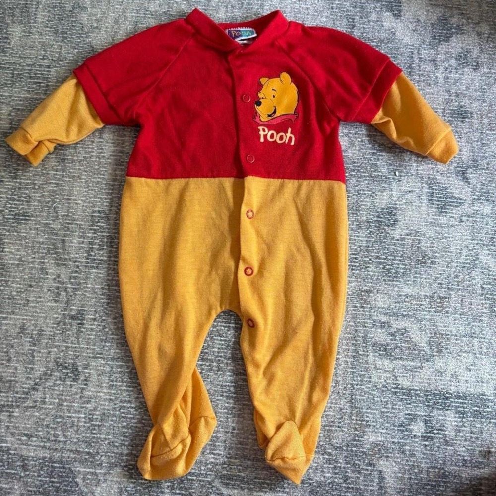 Vintage Winnie The Pooh Baby footie Red‎ Yellow Colorblock Button up